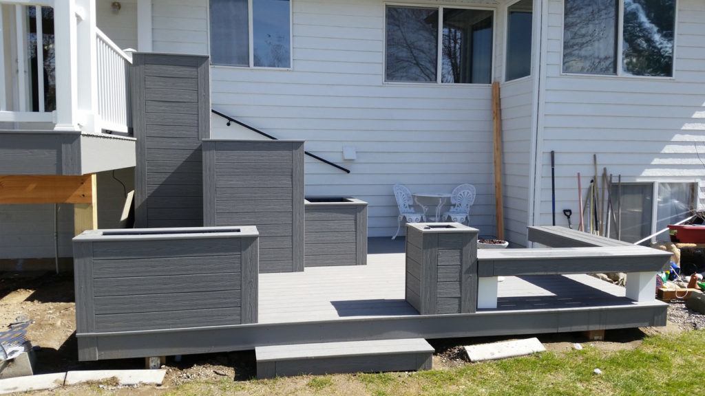 Custom deck with planter boxes